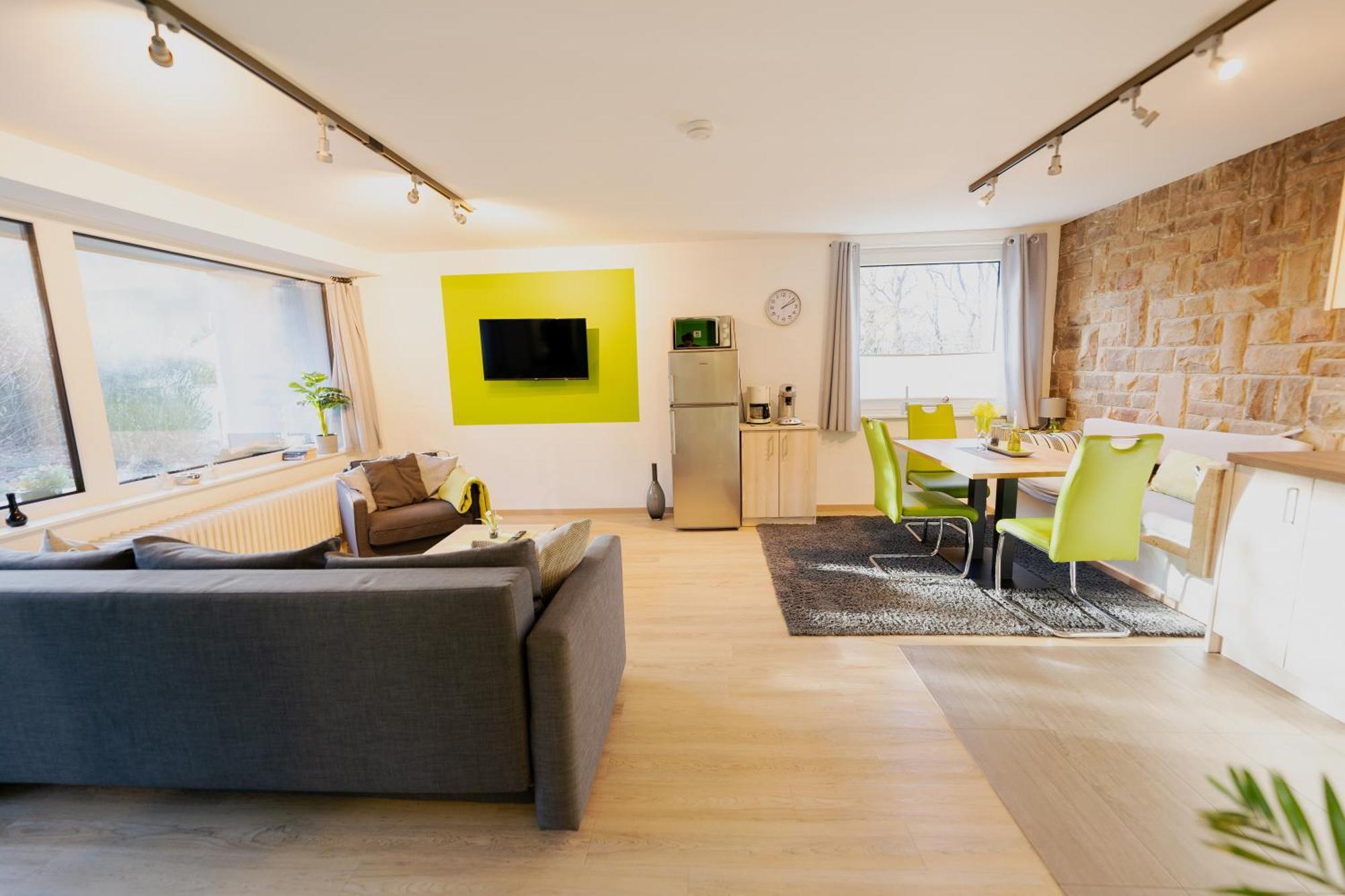 Ferienhaus Schoene Aussicht Ferienwohnung Gruen Hemfurth-Edersee Dış mekan fotoğraf